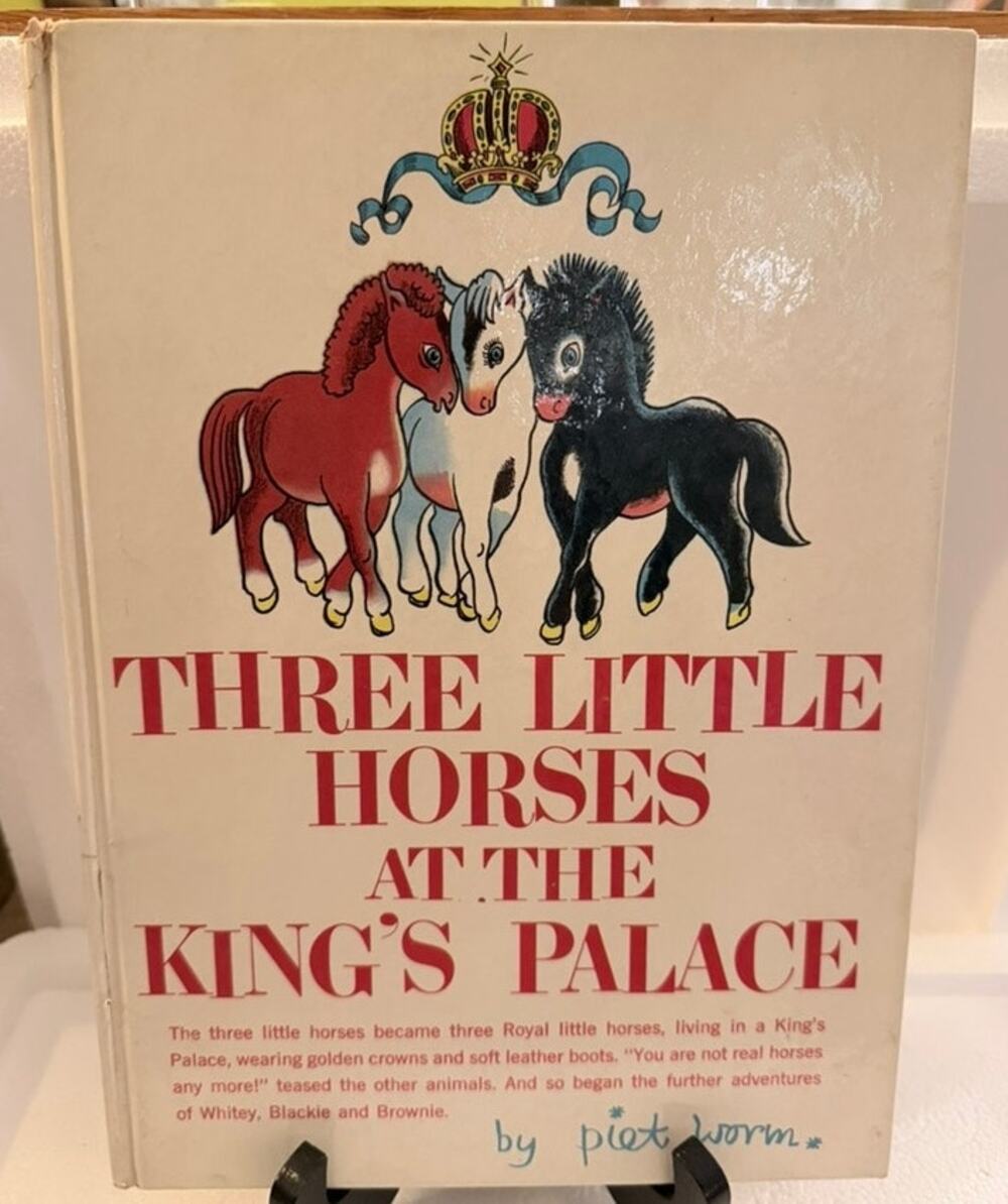 Three Little Horses At The King's Palace, Piet Worm 1962 Random House Publishing
